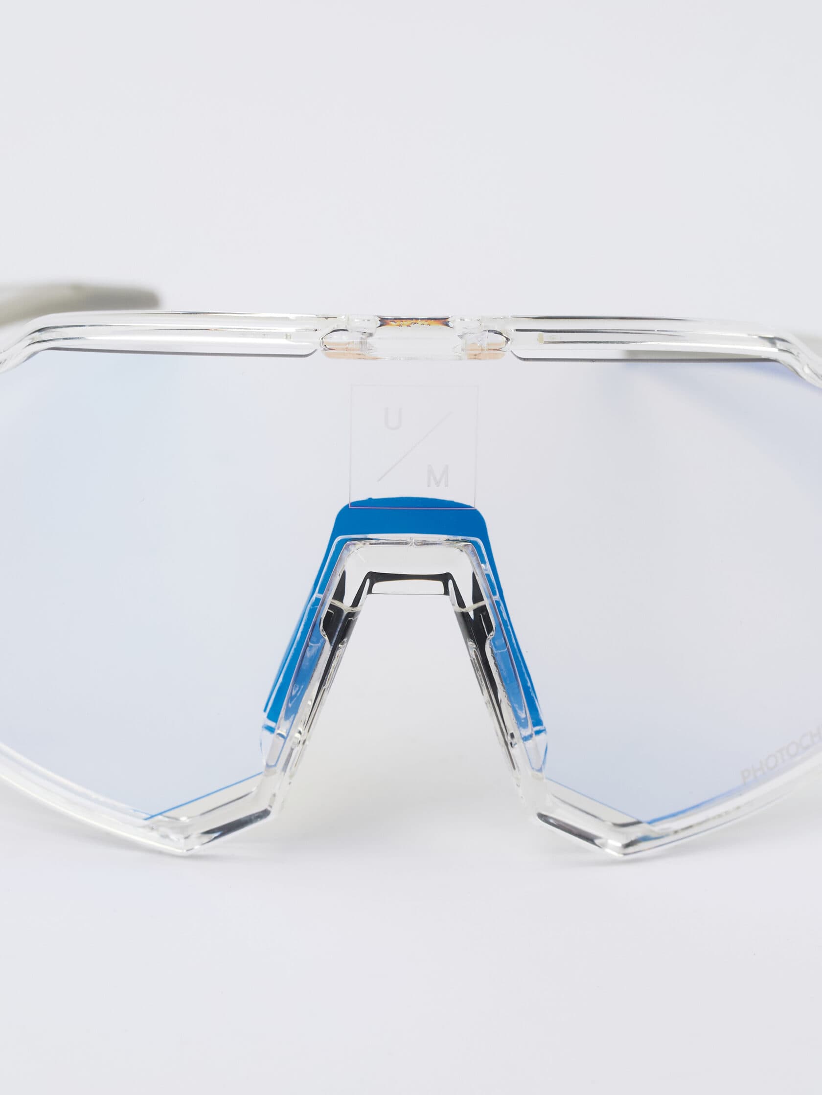 Солнцезащитные спортивные очки UNDER BY ME Aerospace transparent photochrom Blue