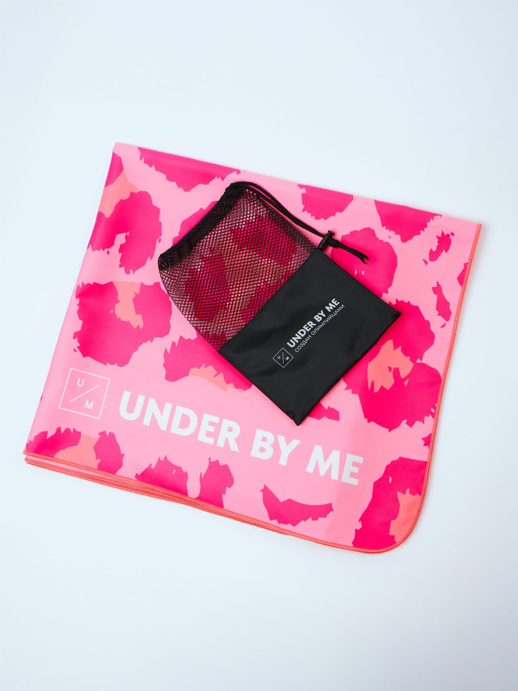 Быстросохнущее спортивное полотенце для тренировок UNDER BY ME Pink Leo 6