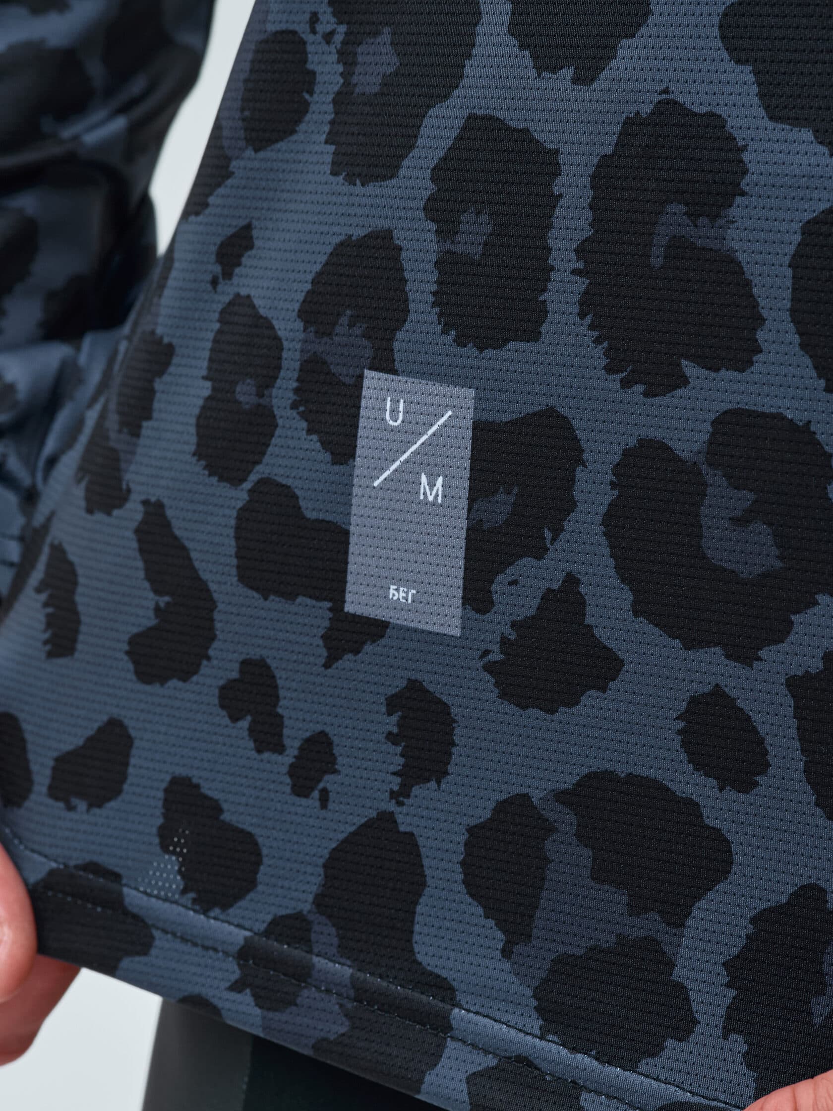 Лонгслив UNDER BY ME Grey Leo унисекс 18