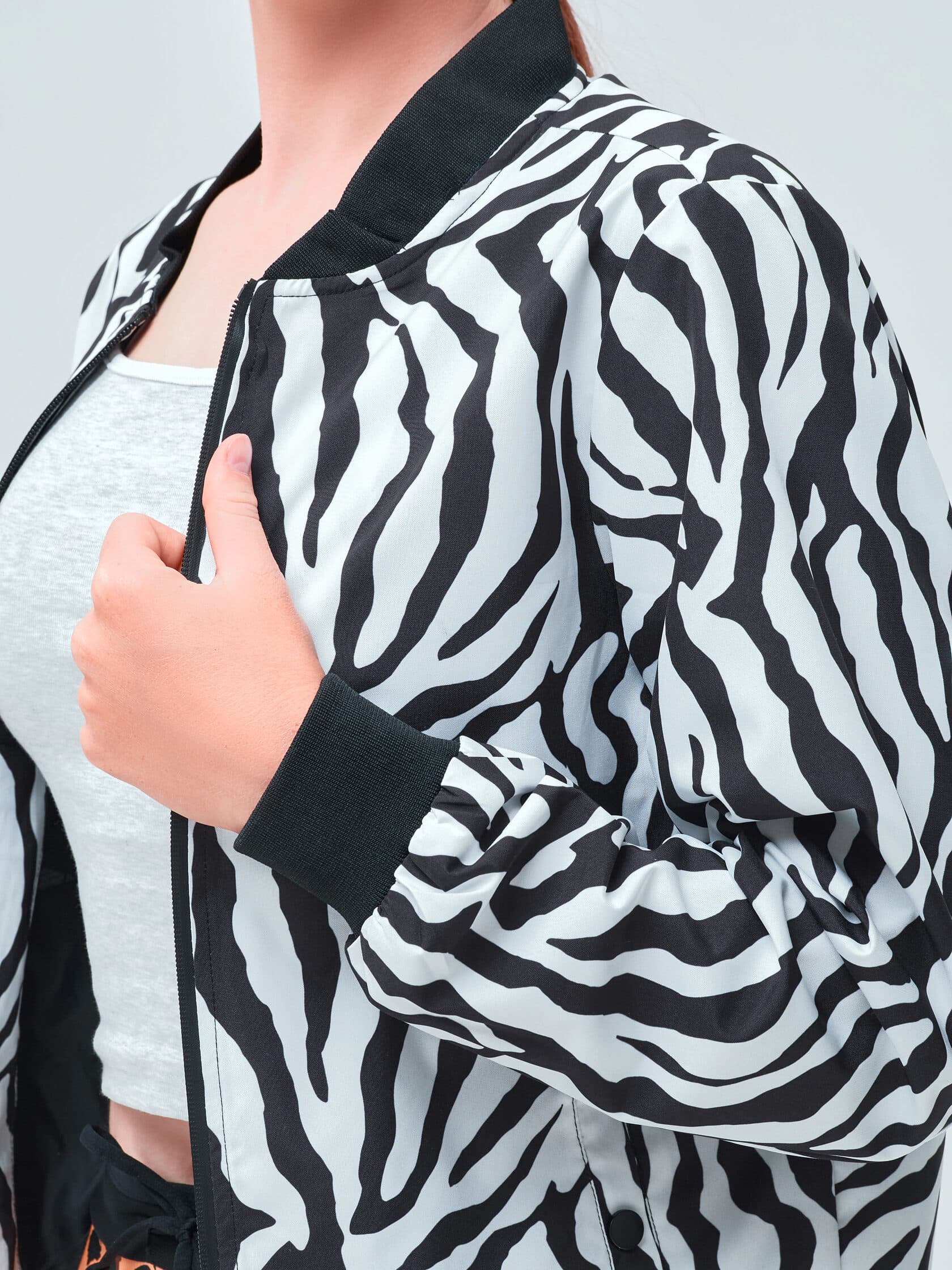 Бомбер UNDER BY ME Zebra унисекс 3