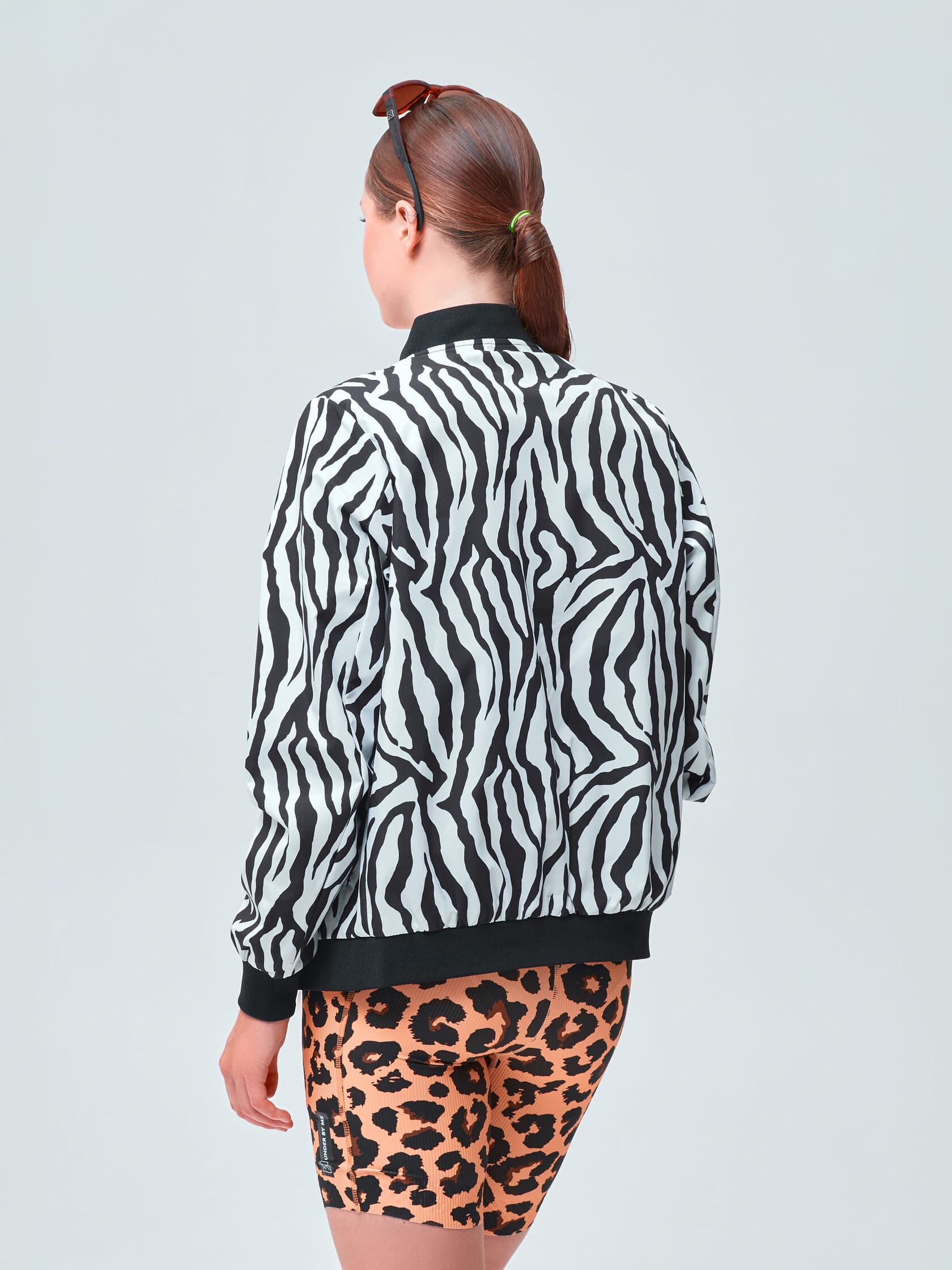 Бомбер UNDER BY ME Zebra унисекс 9