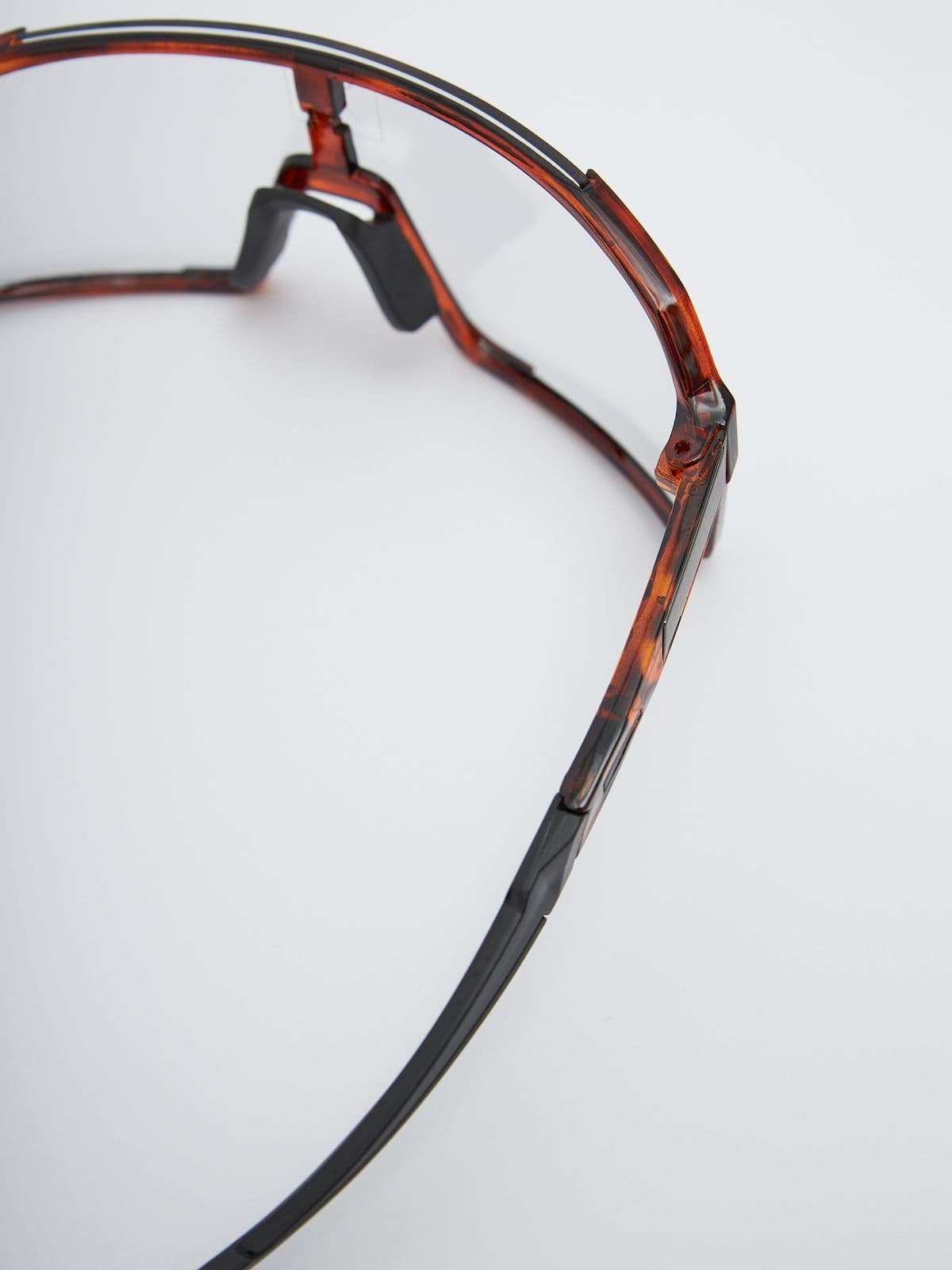 Солнцезащитные спортивные очки UNDER BY ME photochrom Leopard 2