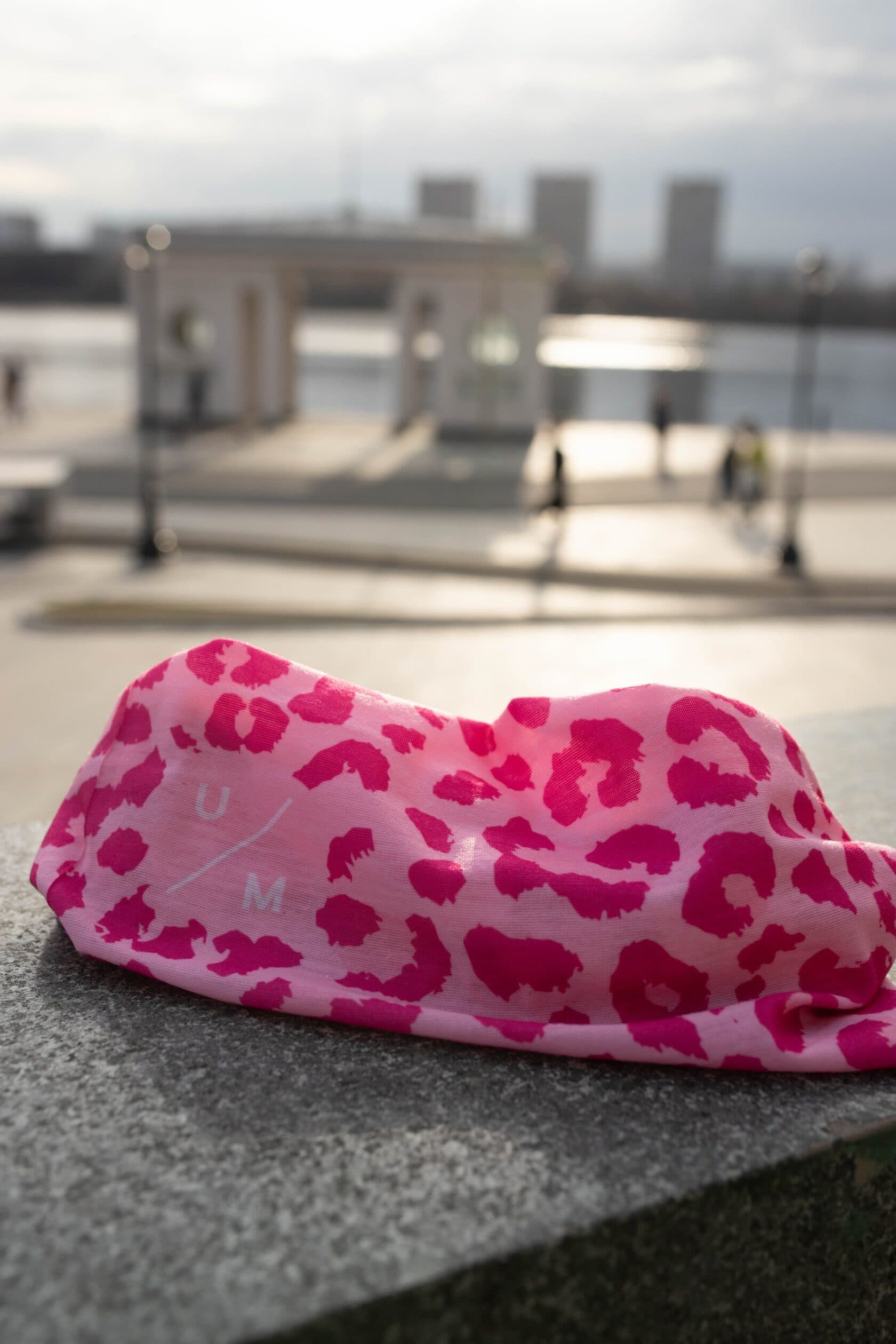 Бафф UNDER BY ME Pink Leo 7