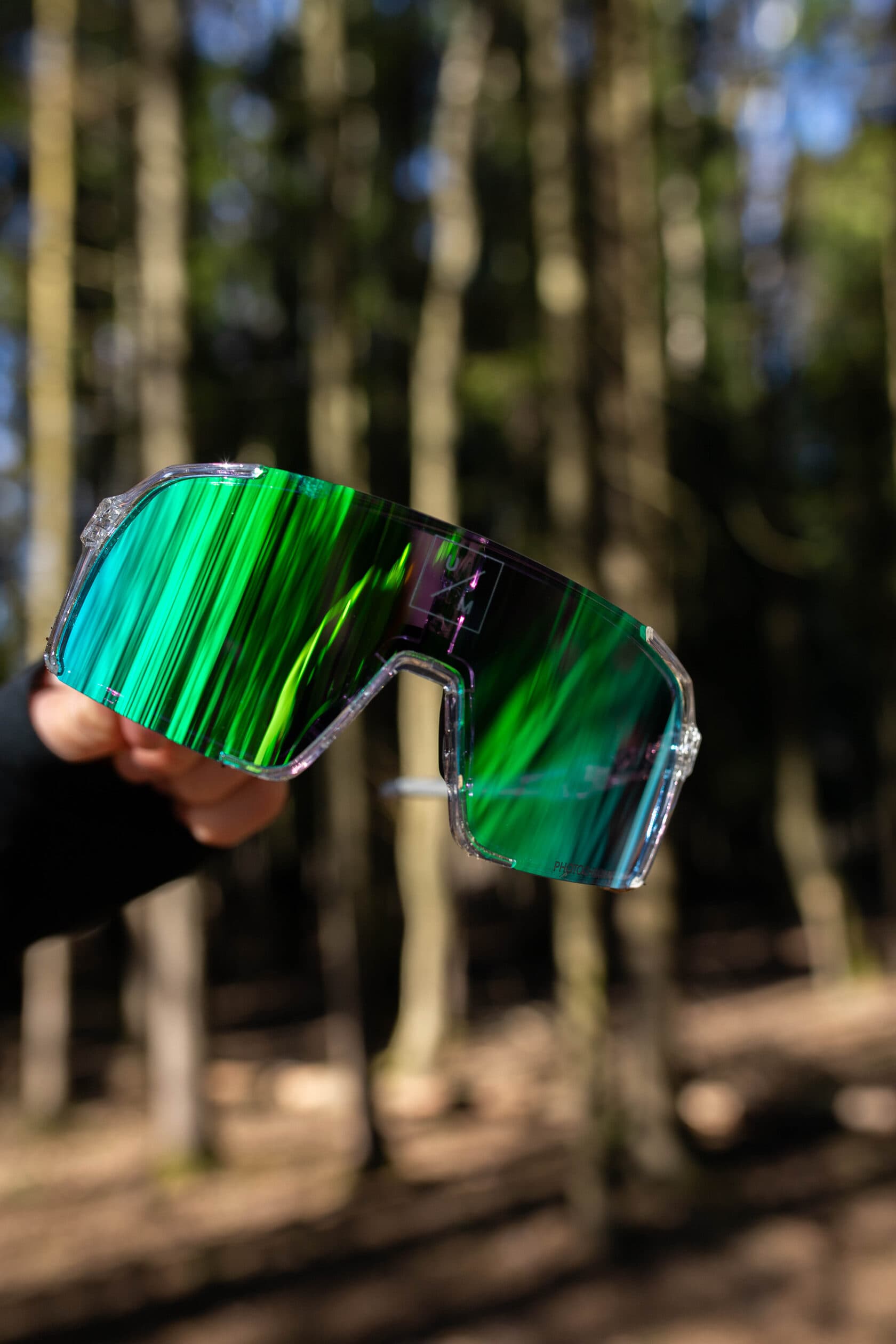 Солнцезащитные спортивные очки UNDER BY ME transparent photochromic Green 13