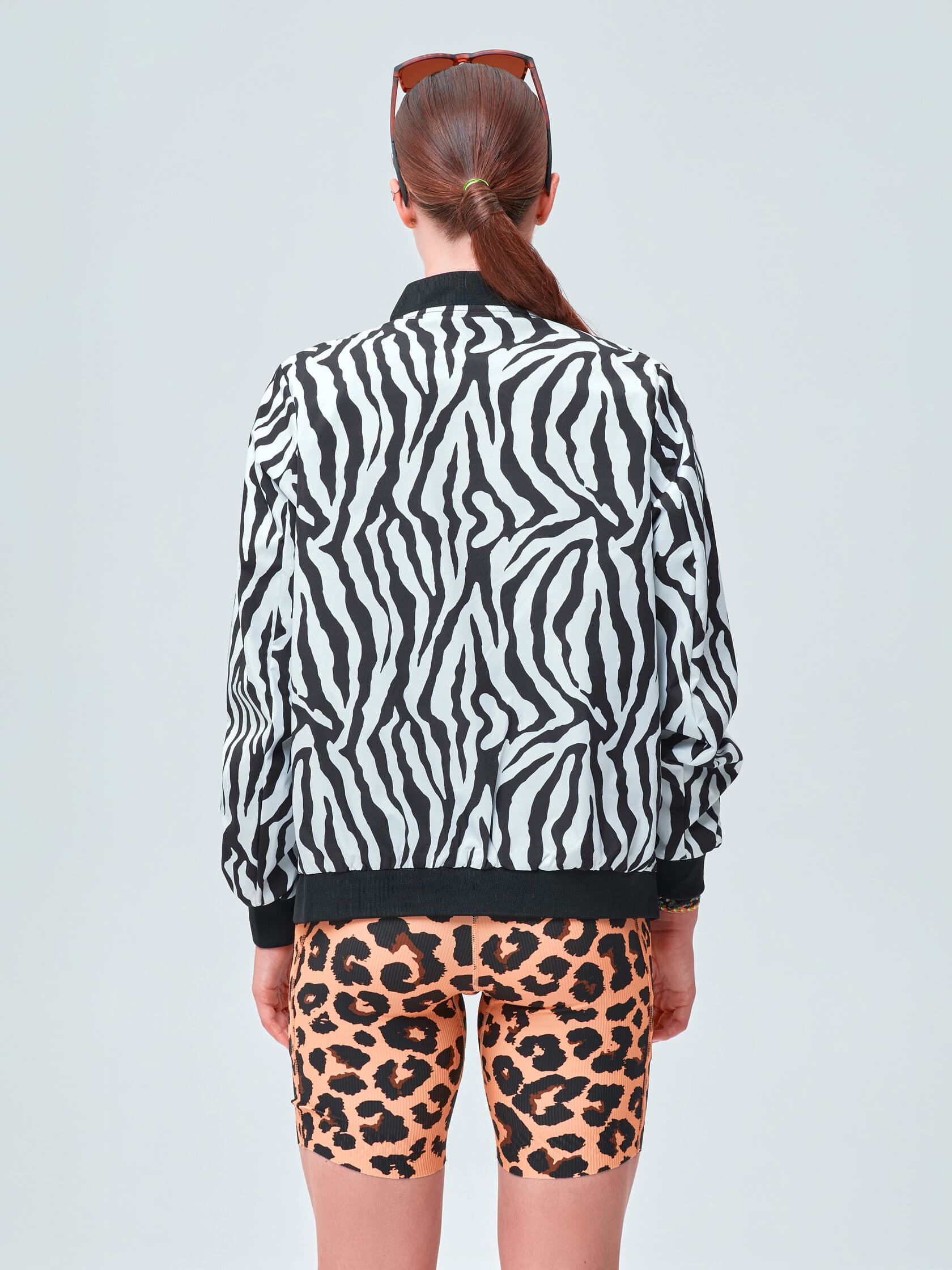 Бомбер UNDER BY ME Zebra унисекс 11