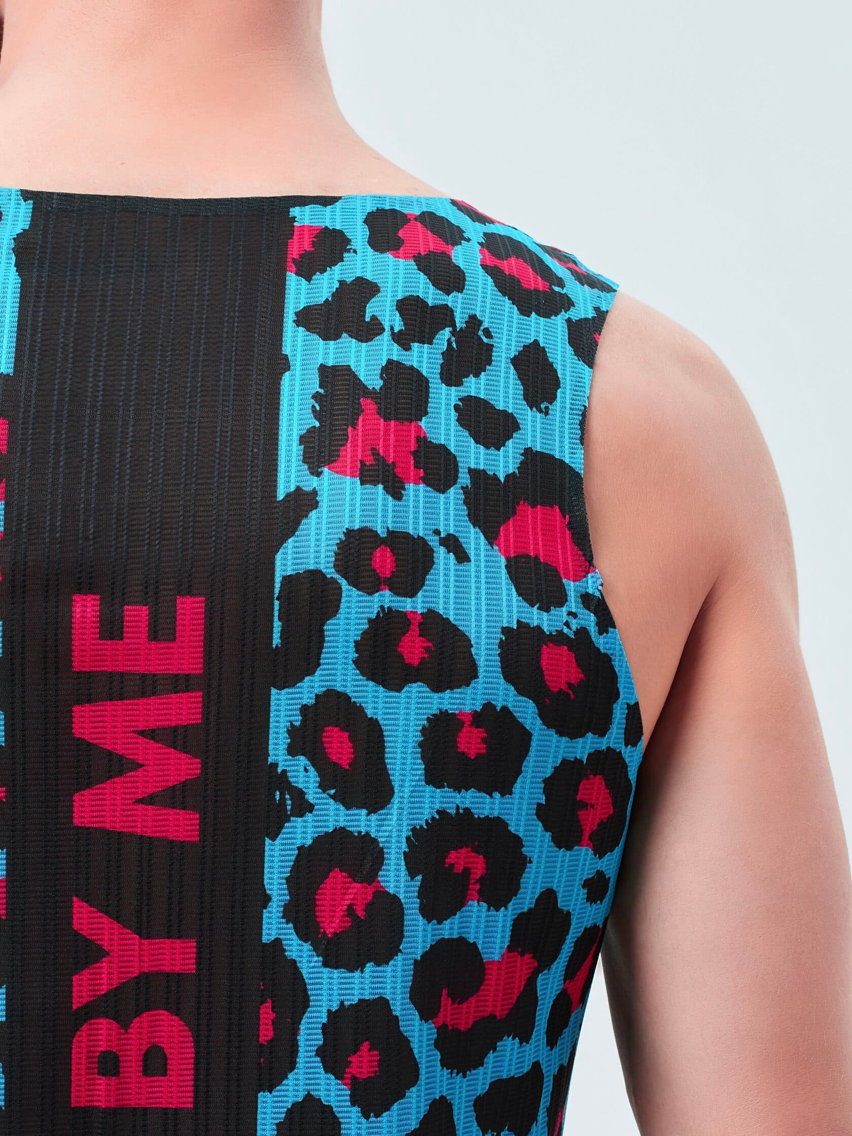 Майка UNDER BY ME Olympic Blue Leo унисекс 10