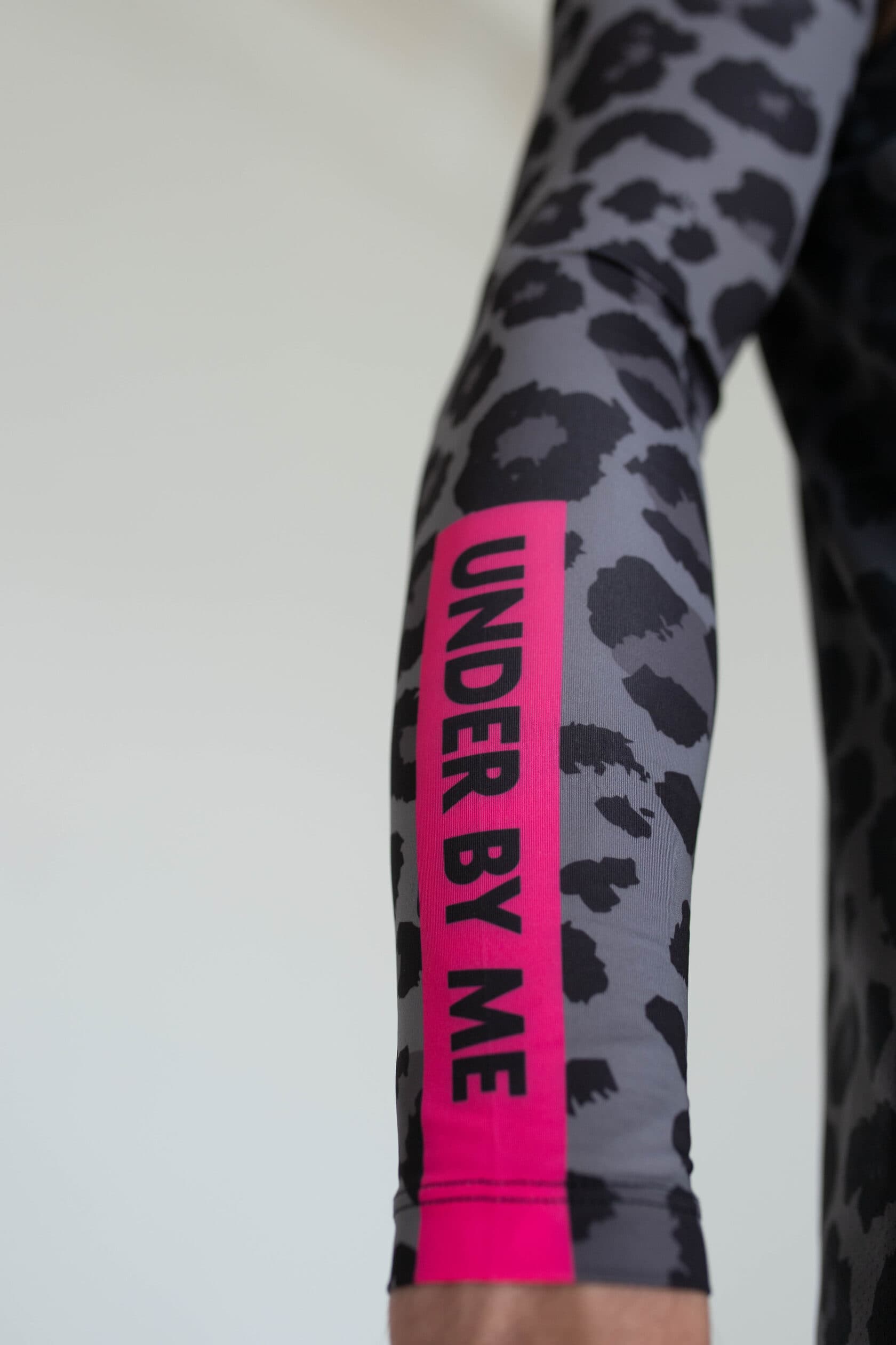 Рукава UNDER BY ME Grey Leo 9