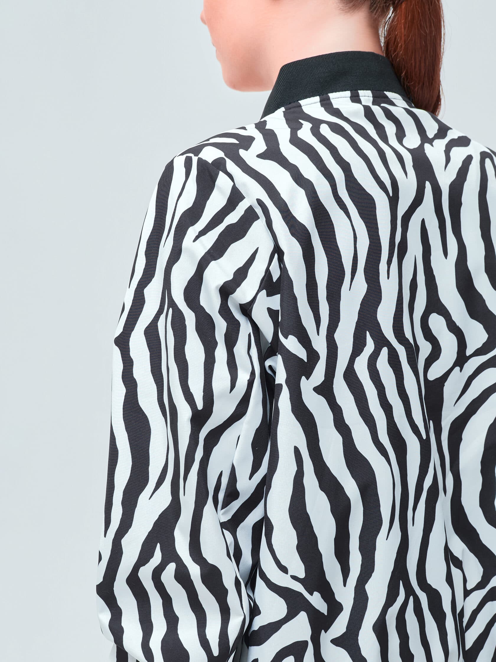 Бомбер UNDER BY ME Zebra унисекс 10