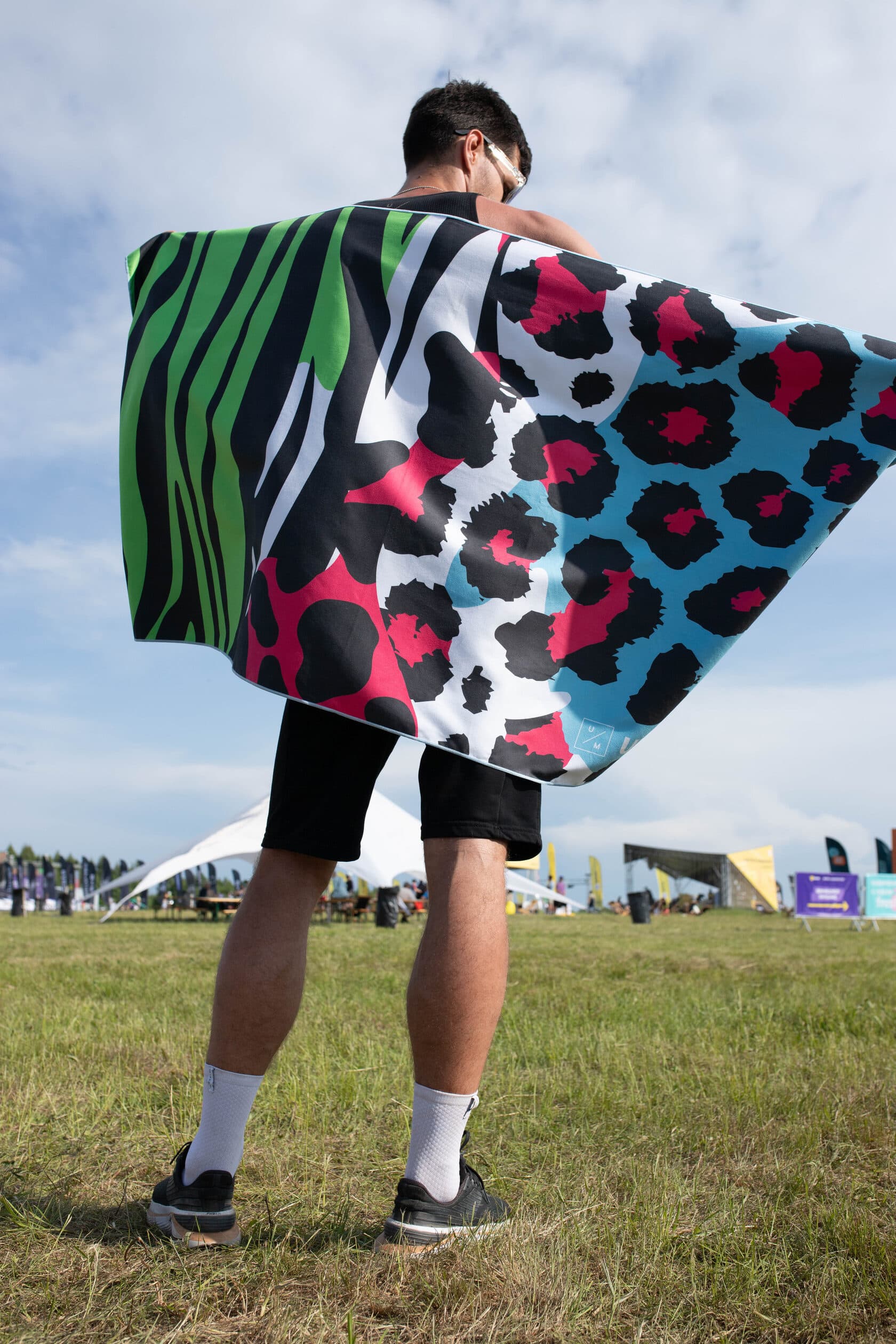 Быстросохнущее спортивное полотенце для тренировок UNDER BY ME Multicolor 11