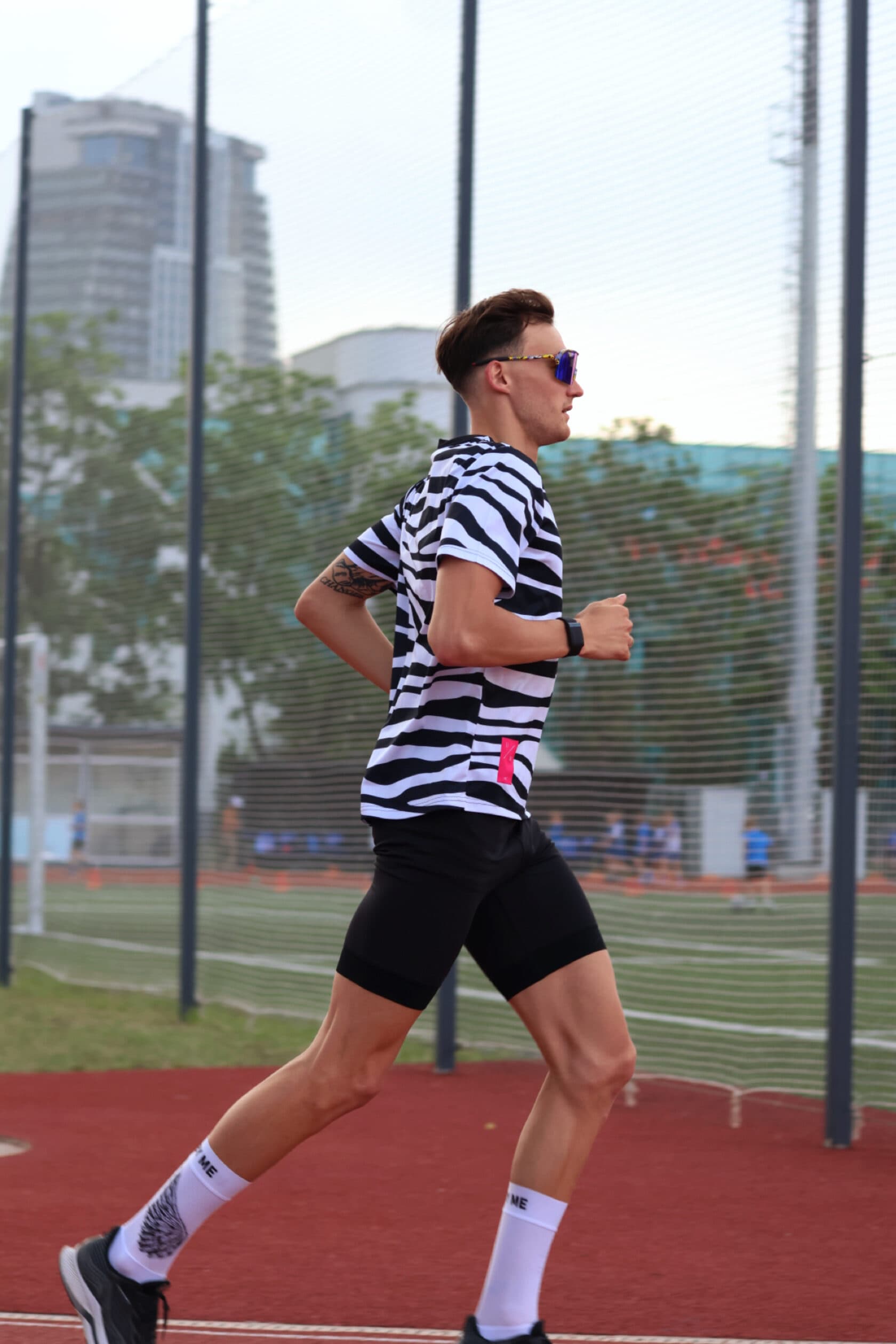 Футболка UNDER BY ME Zebra мужская 10