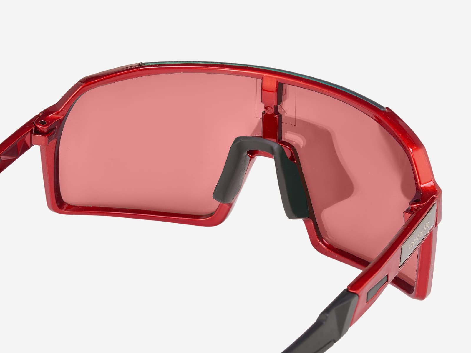 Поляризация в спортивных очках: что это и нужна ли она бегуну/спортсмену?