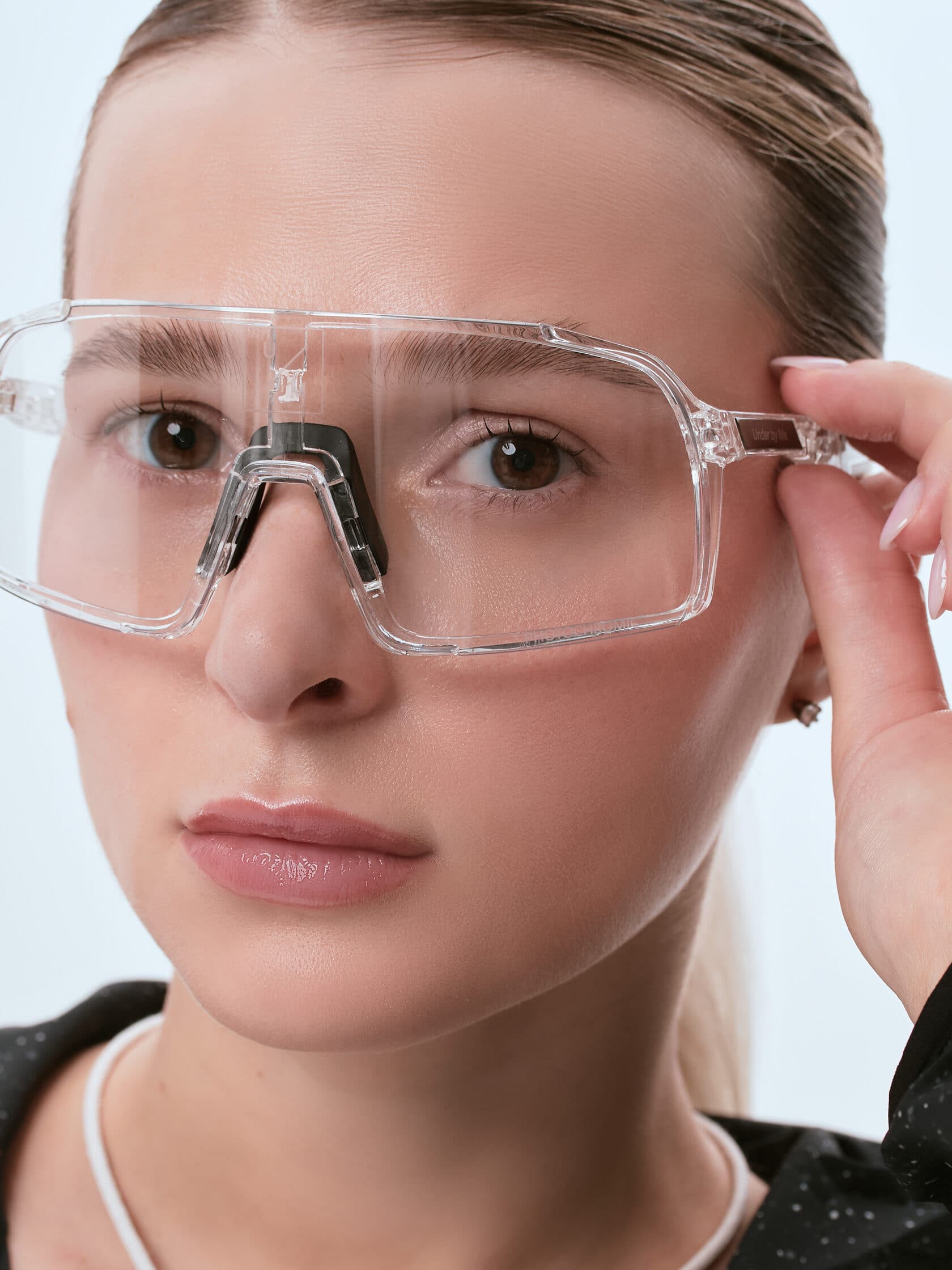 Солнцезащитные спортивные очки UNDER BY ME transparent photochromic Black 7