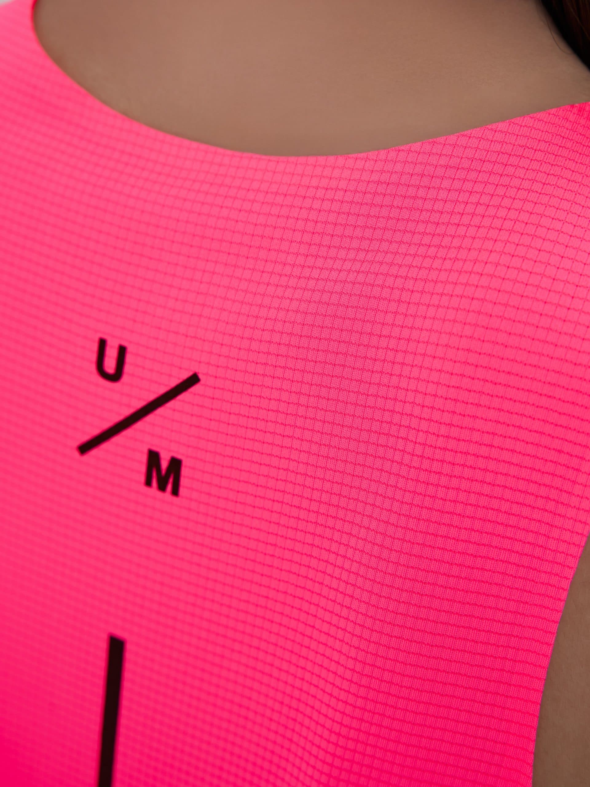 Майка UNDER BY ME Neon Fuchsia женская 5