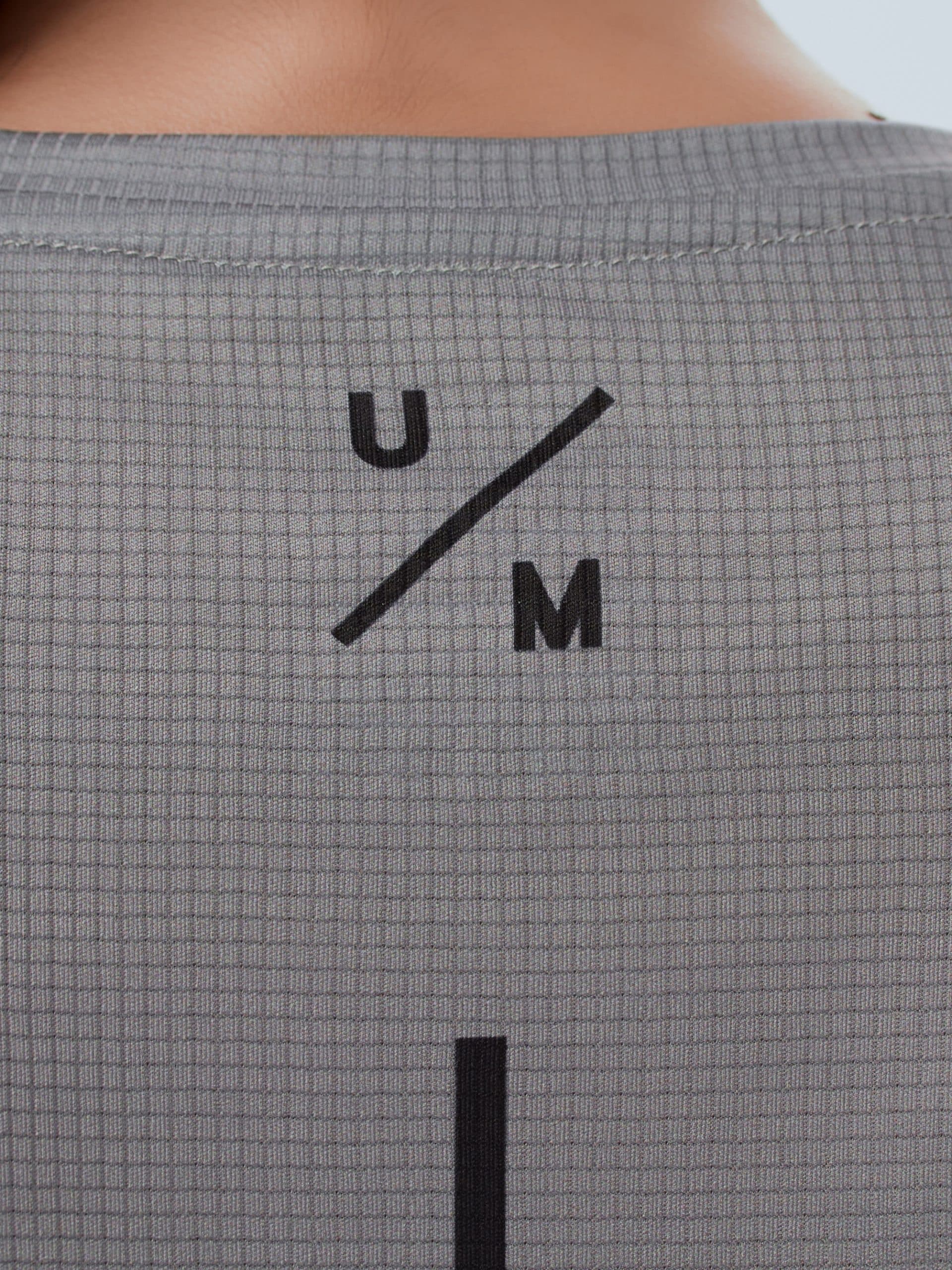 Футболка UNDER BY ME Grey Graphite женская 10