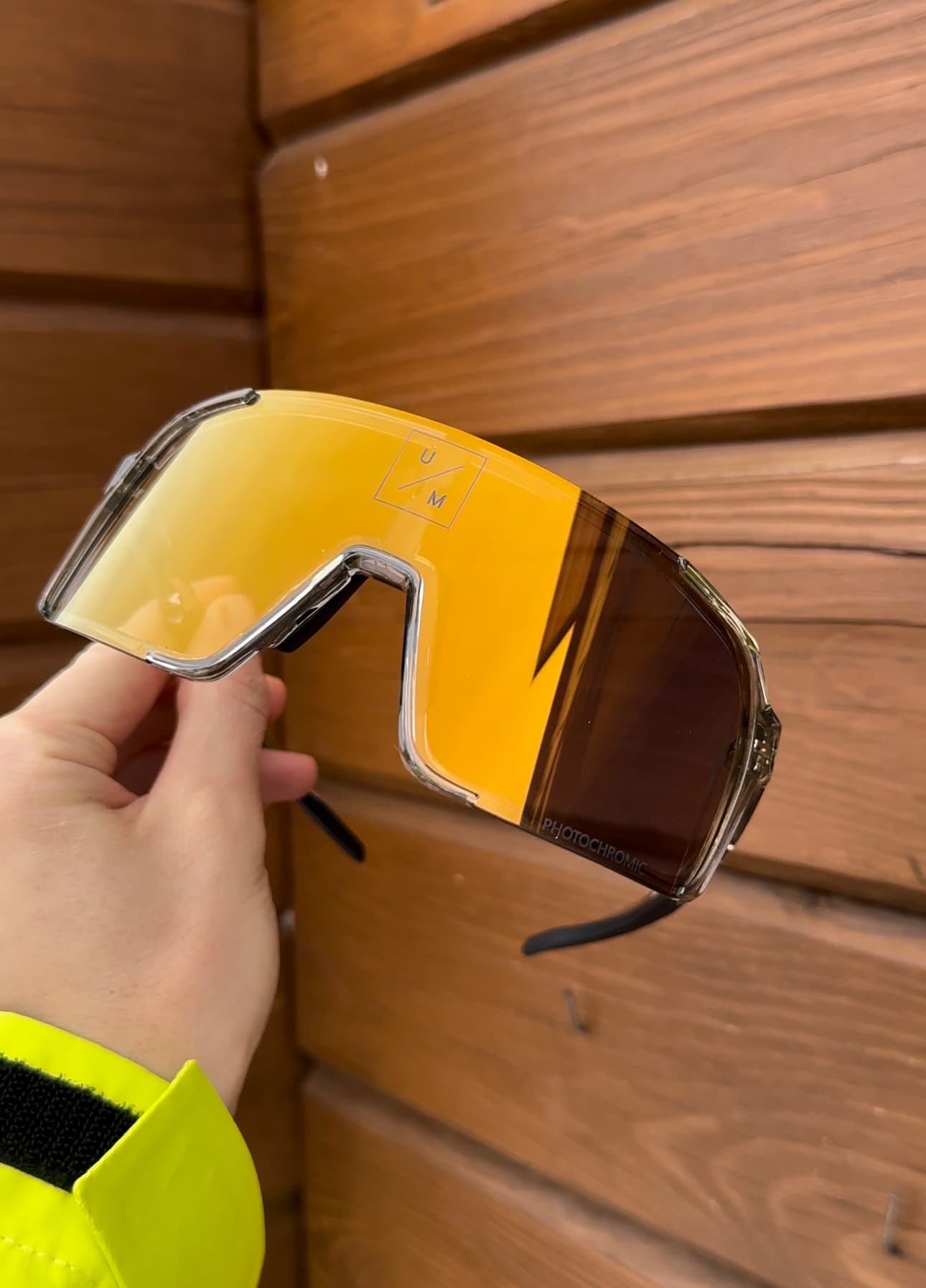 Солнцезащитные спортивные очки UNDER BY ME transparent grey photochromic Gold 18