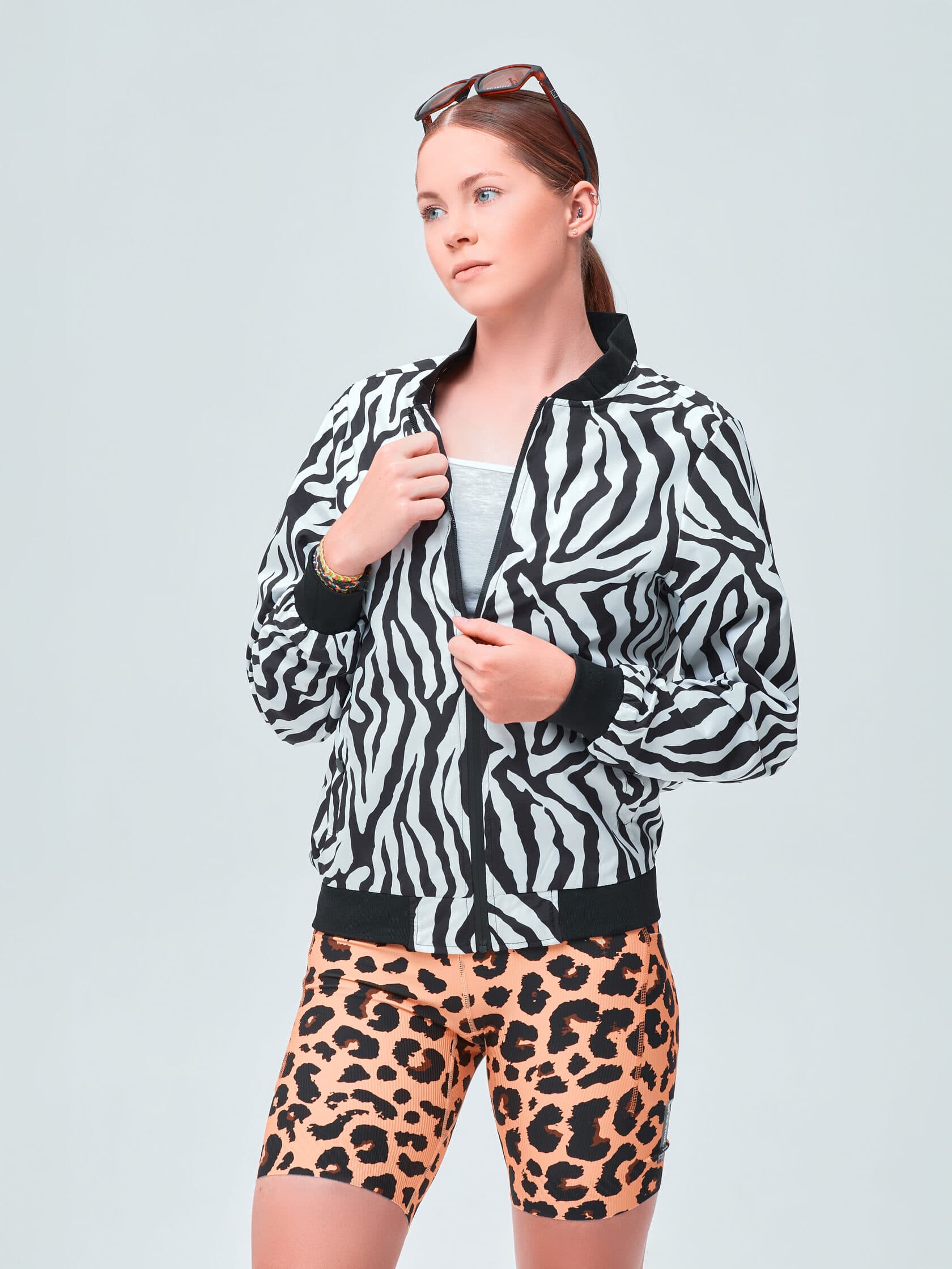 Бомбер UNDER BY ME Zebra унисекс (мужской XXL/женский XXXL)