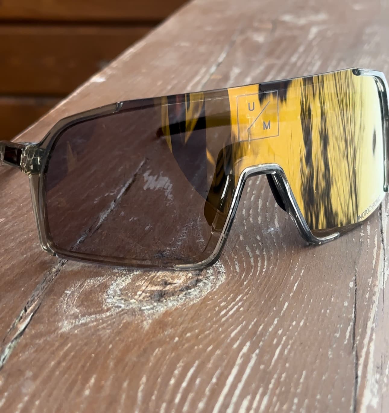 Солнцезащитные спортивные очки UNDER BY ME transparent grey photochromic Gold 16